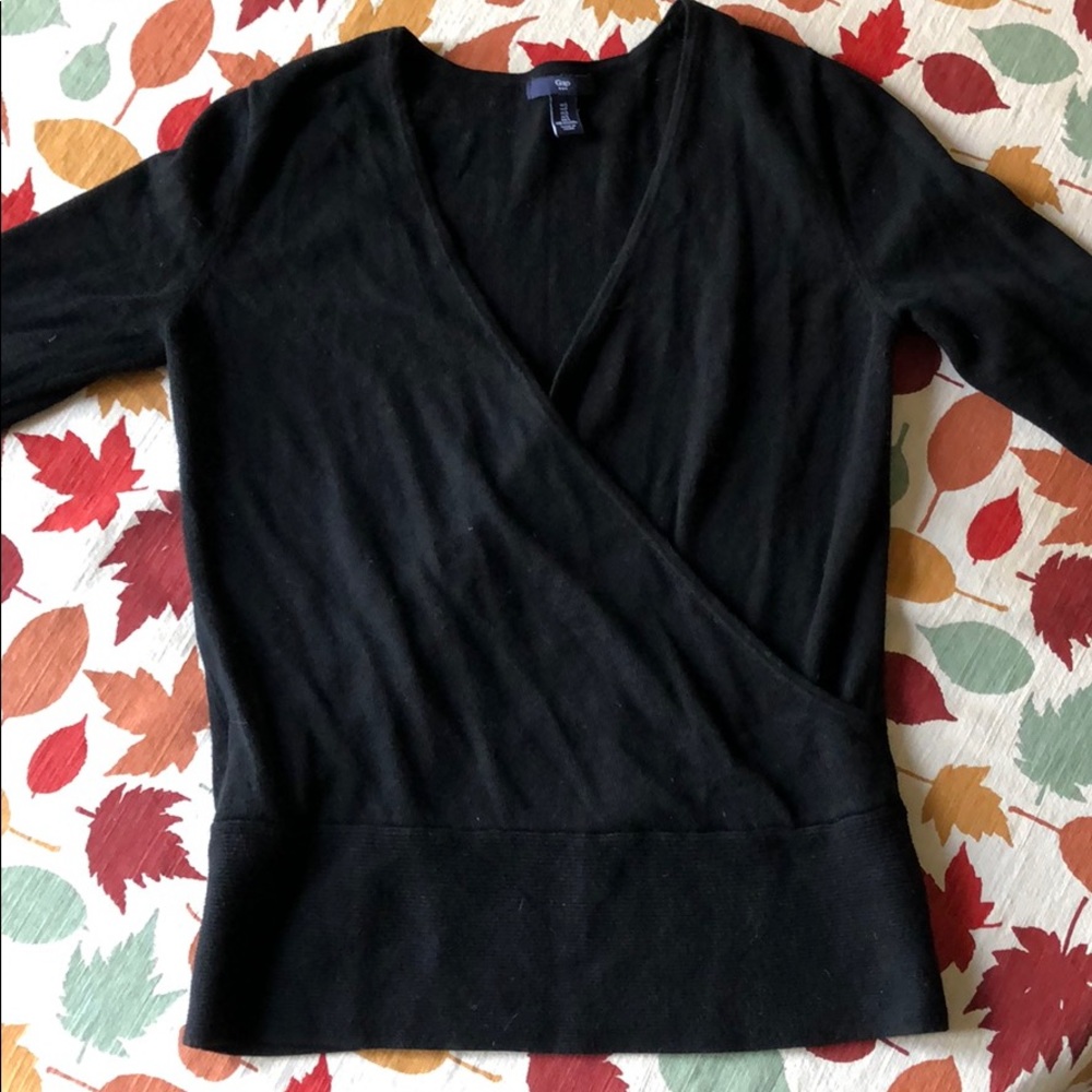 Gap crossover sweater